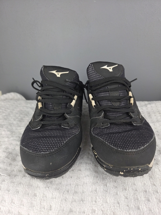 Mizuno Men’s Black and White Athletic Running Sneakers main image 6